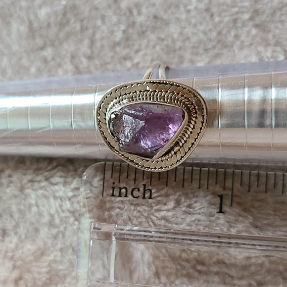 Amathyst Sterling Silver Ring - Picture 7 of 7